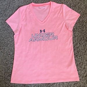 Under Armour pink T-shirt Like New L